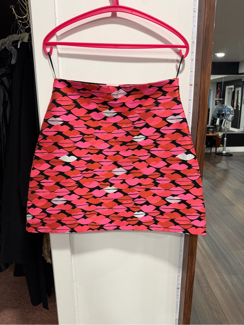 Pink & Red Lip-Print Mini Skirt - Women's Mini Skirt